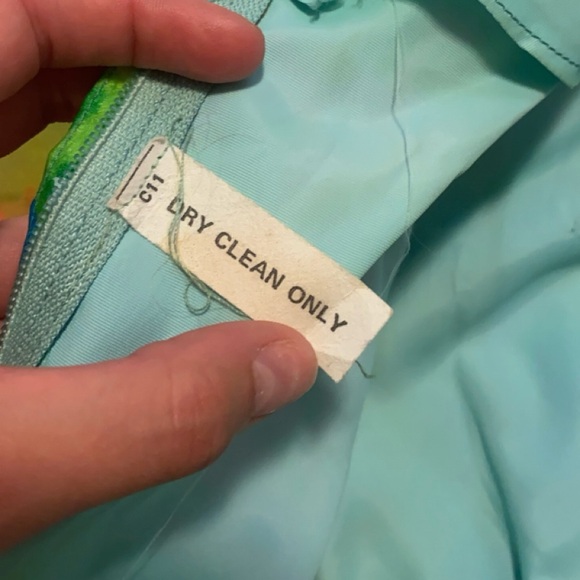 Amazing 70s Dress - Picture 10 of 12